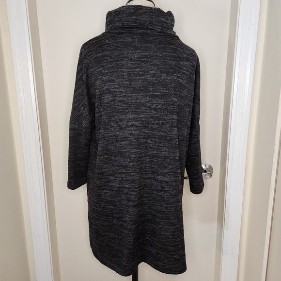 Grey Cowlneck Knit Top - Picture 4 of 10